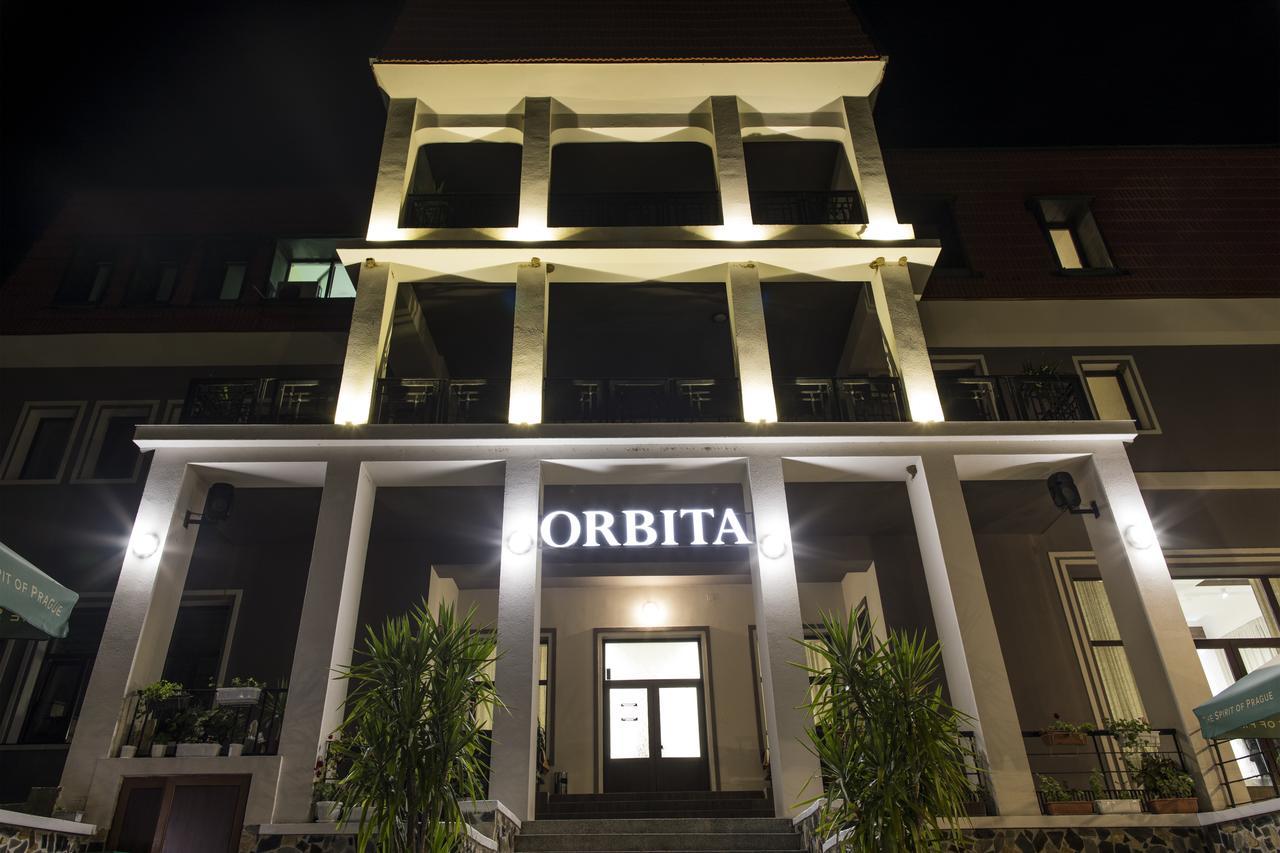 Hotel Orbita شومن المظهر الخارجي الصورة